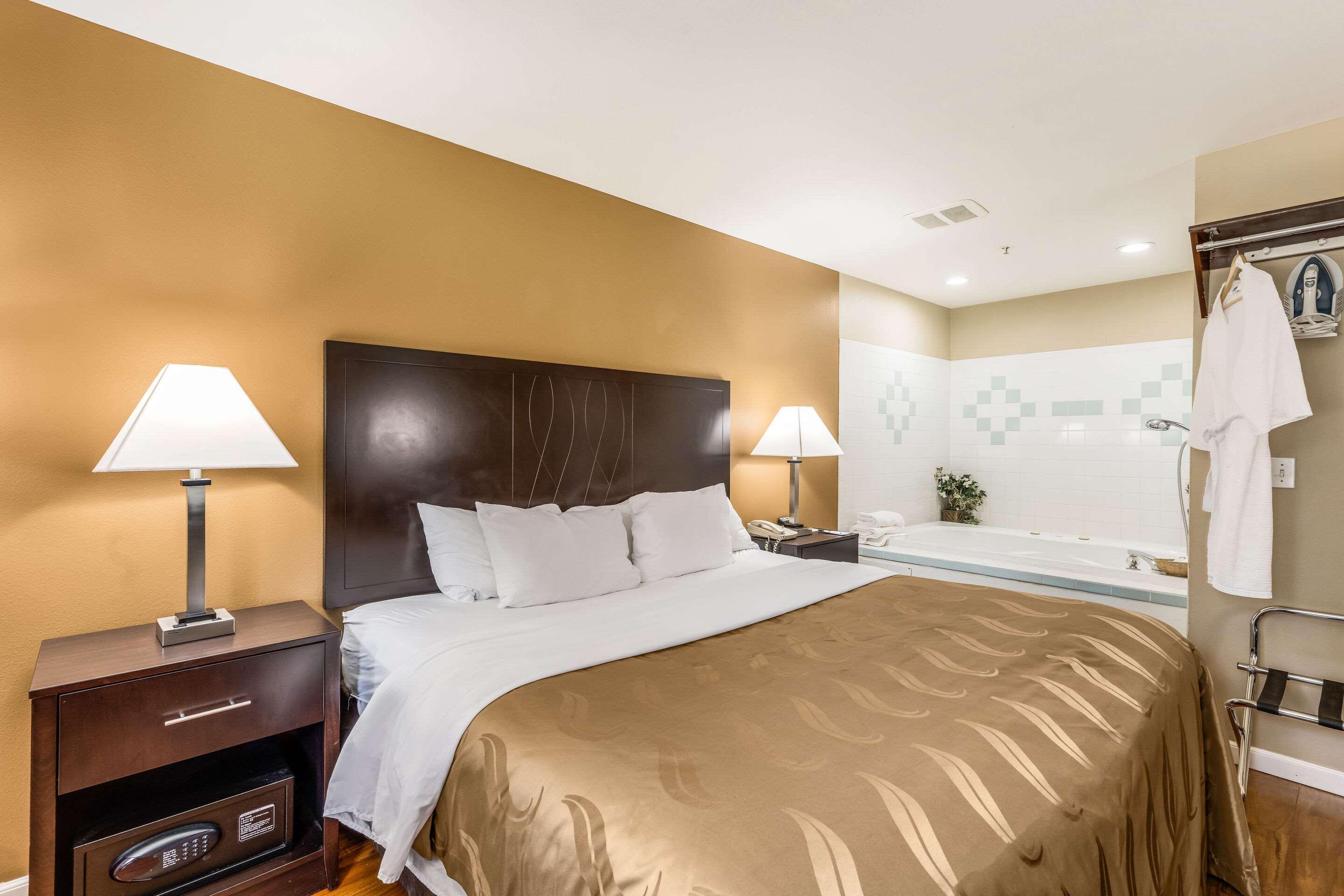 Quality Inn Cle Elum-Ellensburg Exterior photo