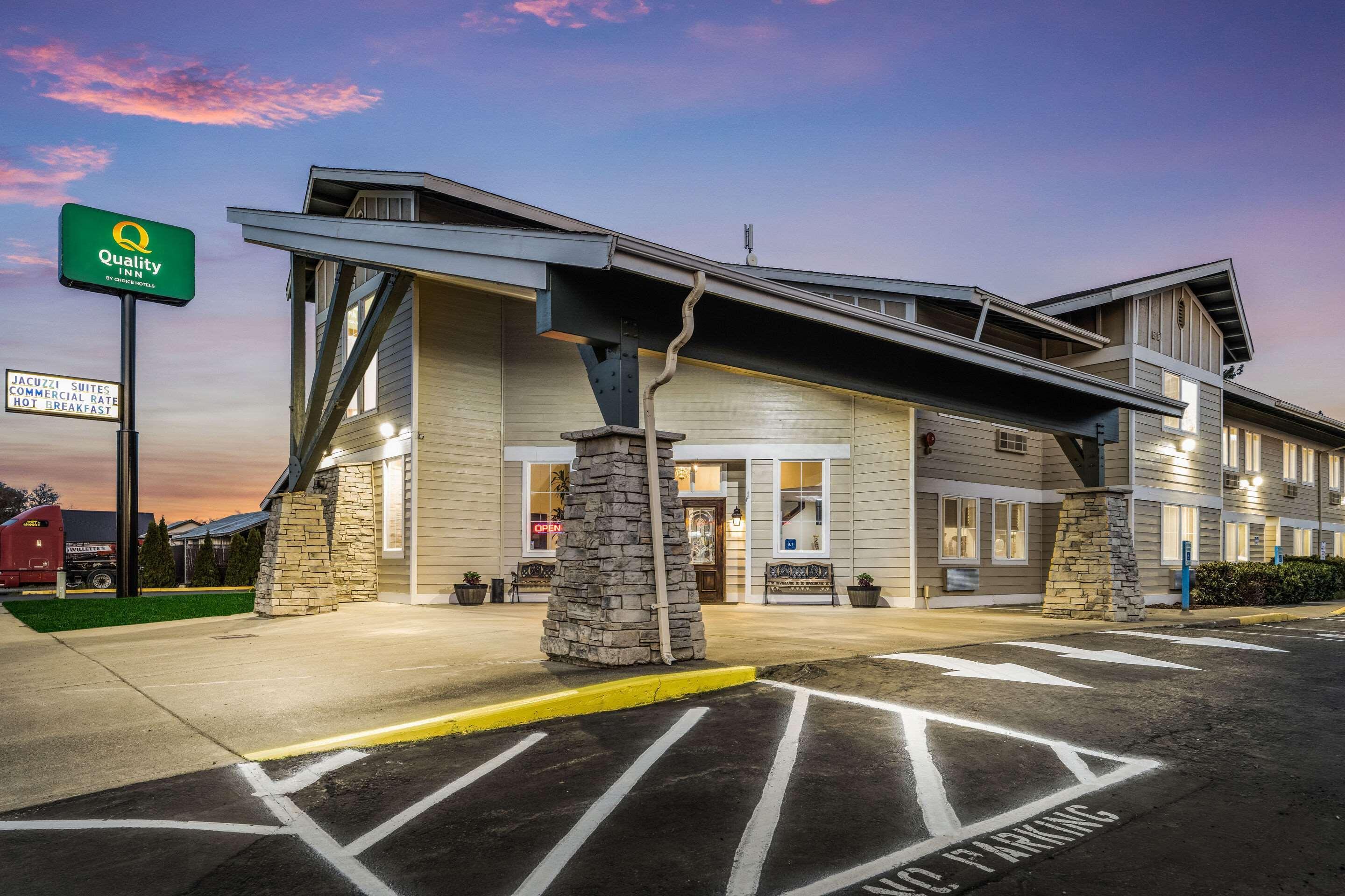 Quality Inn Cle Elum-Ellensburg Exterior photo
